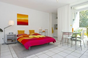 Bild: Zentral! Niedliches 1-Zi.-Apartment (34 qm) - English text below